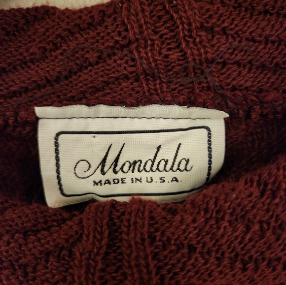 80's Oversized Burgundy Pullover Sweater - Picture 13 of 16